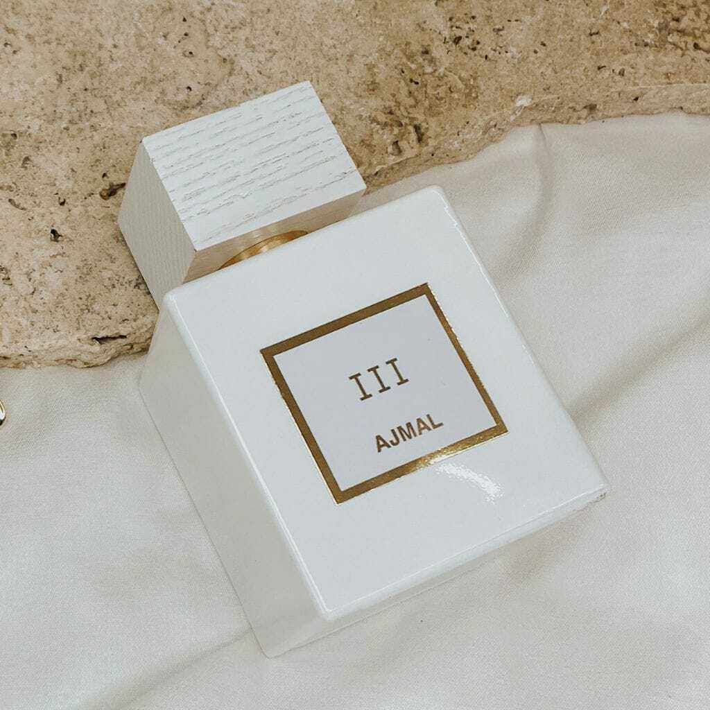 Perfume Femenino Ajmal Blanche Collection III - EDP - 100ml