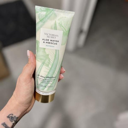 Loción Corporal Victoria's Secret Aloe Water & Hibiscus - 236ml