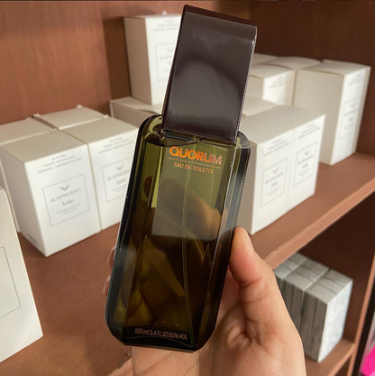Perfume Masculino Quorum - Eau de Toilette - 100ml